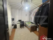 Casă de vânzare – 450 mp teren, zonă centrală și lini 