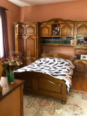 Casă de vânzare – 450 mp teren, zonă centrală și lini 