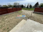 Crevedia Str Uzinei Casa 3 camere 2 bai SU 52 mp Teren 220 M