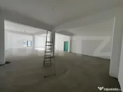 Showroom/Hală de inchiriat, 290 mp + teren 1.000 mp 