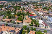 Casa de vanzare, 700 mp, teren de 1015 mp, strada Andrei Sa 