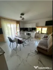 Casa de vanzare, pe un singur nivel, 170 mp + 2.300 mp teren 