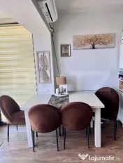 Apartament 2 camere, 56mp, semidecomandat, 2 parcari, zona P 