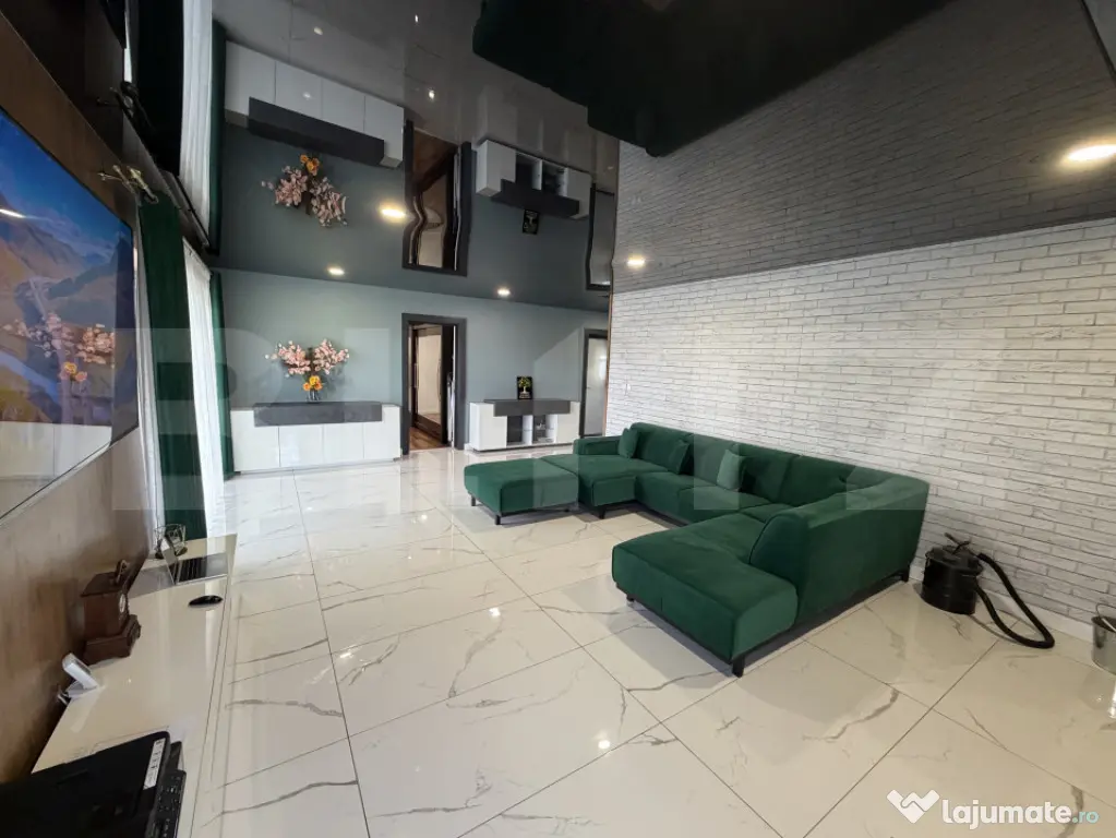 Casa de vanzare in suprafat de 240 mp, cu 1500 mp teren, zon