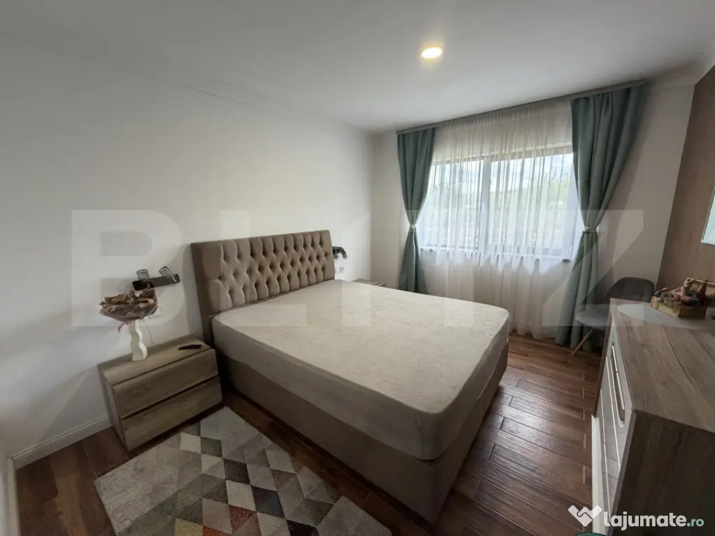 Casa de vanzare in suprafat de 240 mp, cu 1500 mp teren, zon