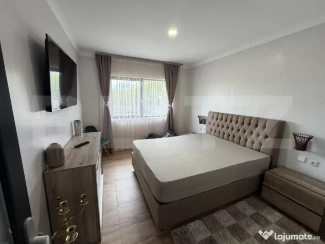 Casa de vanzare in suprafat de 240 mp, cu 1500 mp teren, zon