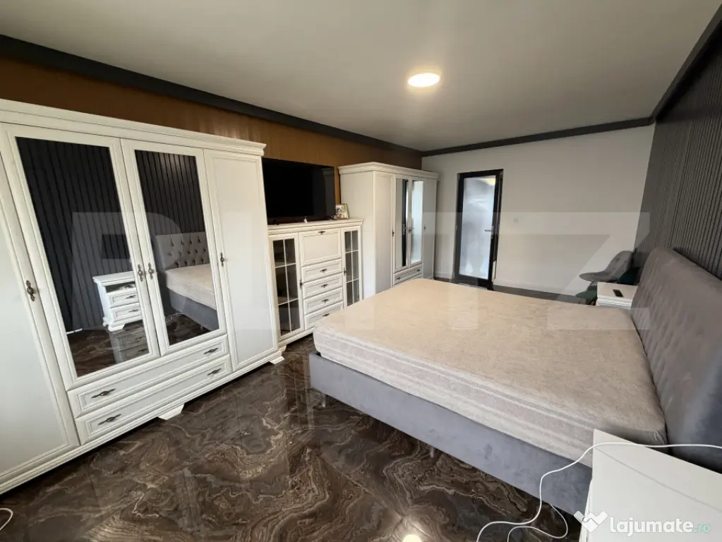 Casa de vanzare in suprafat de 240 mp, cu 1500 mp teren, zon