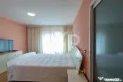 Casă/vilă de vânzare 5 camere, teren 1275 mp, Sărată, B 