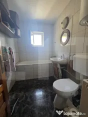 Apartament cu 2 camere 