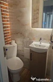 // APARTAMENT 4 CAMERE// VEST BARAOLT 