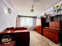 FILM! Apartament 2 camere,decomandat,cu garaj,1.400 mp teren 
