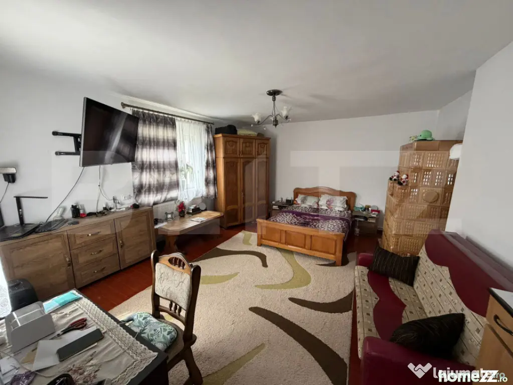 Casa de vanzare in Burdujeni, 1400 mp teren - Suceava (Suceava)