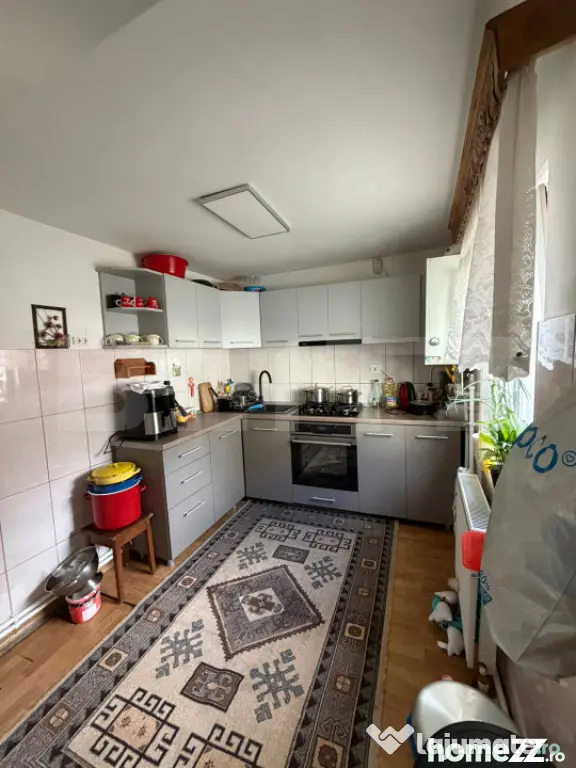 Casa de vanzare in Burdujeni, 1400 mp teren - Suceava (Suceava)