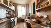 Apartamentul care te așteaptă să-l transformi în casa ta 