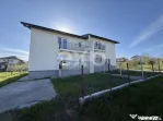 Duplex modern de vânzare în Miroslava – spațiu generos