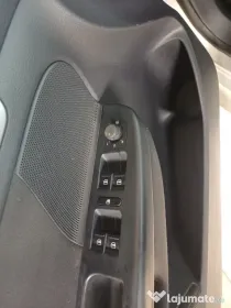 Vând Volkswagen Golf 6 TDI