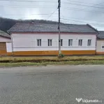 Bocsa Montana, Casa mare la strada principala