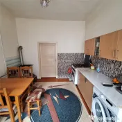 Bocsa Montana, Casa mare la strada principala 