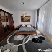 Bocsa Montana, Casa mare la strada principala 