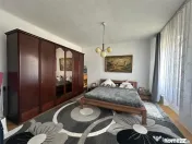 Bocsa Montana, Casa mare la strada principala 