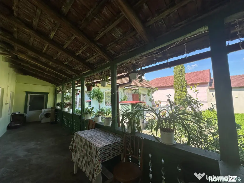 Bocsa Montana, Casa mare la strada principala