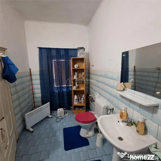 Bocsa Montana, Casa mare la strada principala