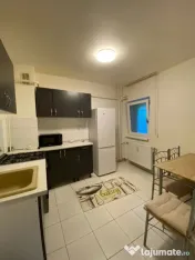 Apartament decomandat, 54 mp, zona Zentrala 