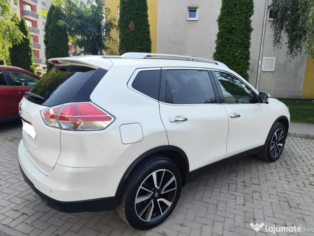 Nissan X-Trail T32, 7 locuri, cutie automata, 2015 - Brasov (Brasov)