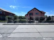 Casa 332 mp, teren 1000 mp - zona Primaverii 