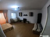 Apartament cu 2 camere decomandat mobilat si utilat complet 