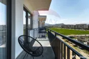 Apartament cu 2 camere de vânzare în zona Tractorul 