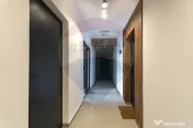 Apartament cu 2 camere de vânzare în zona Tractorul 