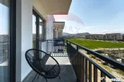 Apartament cu 2 camere de vânzare în zona Tractorul 