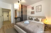 Apartament cu 2 camere de vânzare în zona Tractorul 