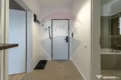 Apartament cu 2 camere de vânzare în zona Tractorul 