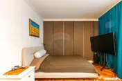 Casă / Vilă cu 6 camere de vânzare INTRAREA SECAREI/MA...