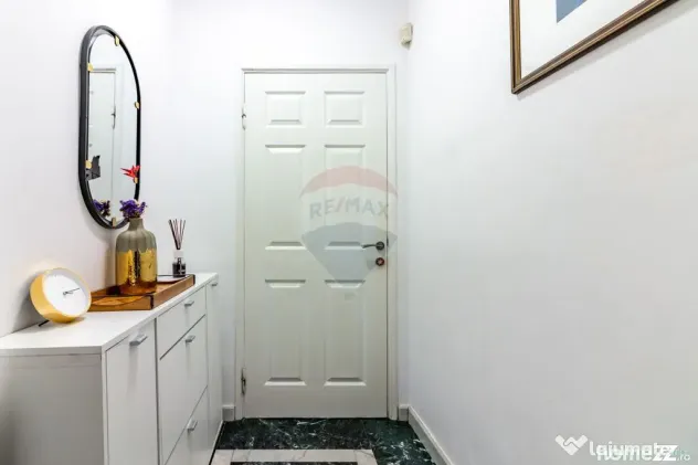 Casă / Vilă cu 6 camere de vânzare INTRAREA SECAREI/MA... - Bucuresti (Bucuresti-Ilfov)