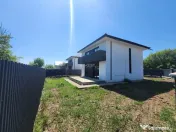 CASA CU 5 CAMERE, CAPAT CUG-VALEA ADANCA 
