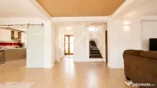 Casa familiei tale | 146 mp | Curte 440 mp | Foișor + Ciuba 