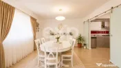 Casa familiei tale | 146 mp | Curte 440 mp | Foișor + Ciuba 