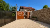 Casa familiei tale | 146 mp | Curte 440 mp | Foișor + Ciuba 