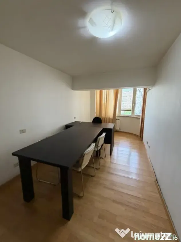Bd Unirii, Biblioteca Națională, 3 camere, pretabil birou,