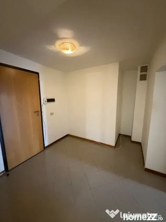 Bd Unirii, Biblioteca Națională, 3 camere, pretabil birou,