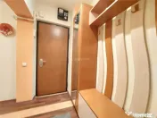 2 camere, decomandat, etaj 2, ULTRACENTRAL - Pia#539;a Dacie 