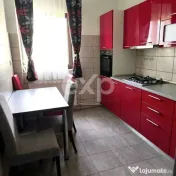 Apartament 3 camere transformat în 2 | Etaj intermediar 