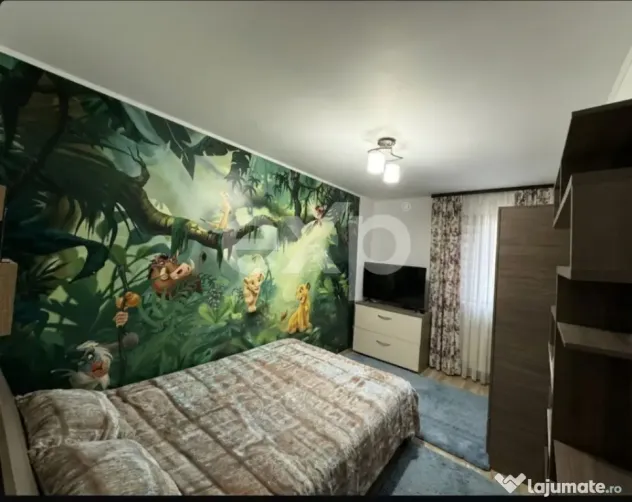Apartament 3 camere transformat în 2 | Etaj intermediar