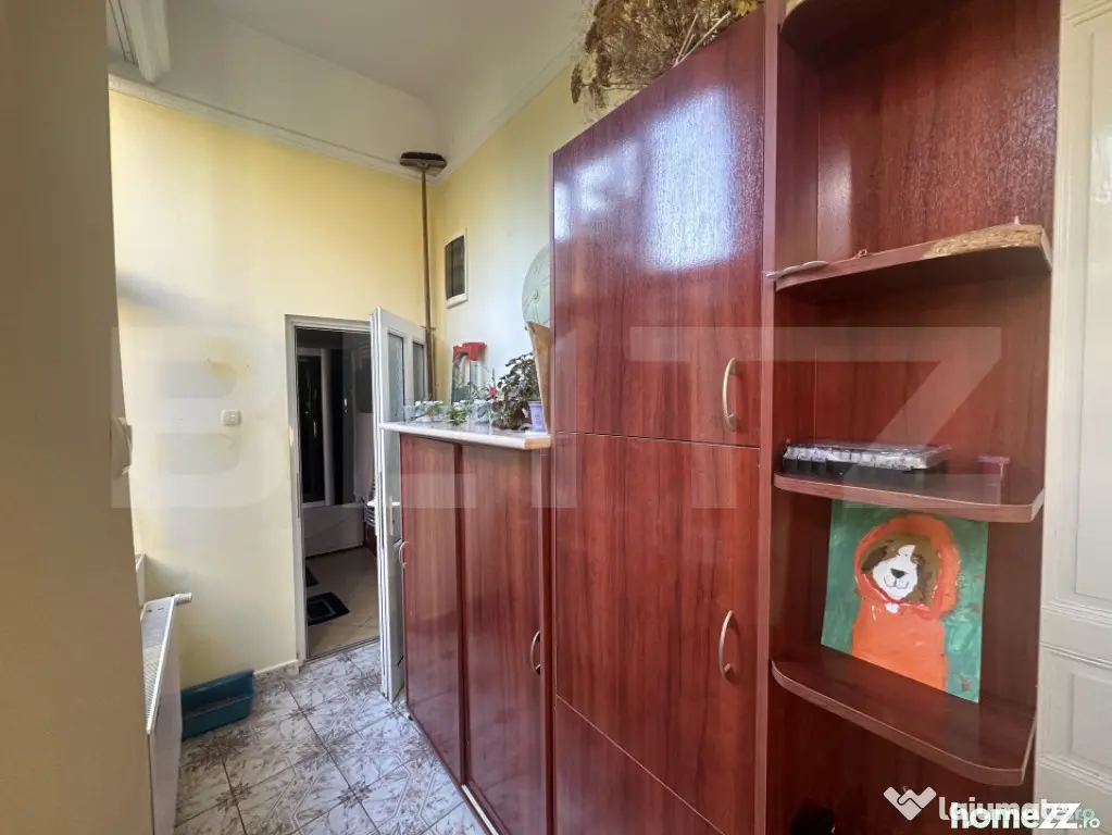 Casă cu două apartamente, 221 mp, zona Semicentral