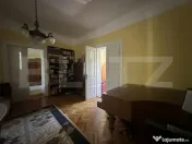 Casă cu două apartamente, 221 mp, zona Semicentral 
