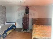 Casă / Vilă cu 4 camere de vânzare 