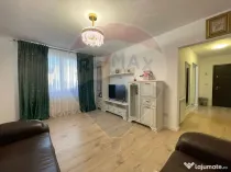 Apartament cu 3 camere de închiriat în zona Precista